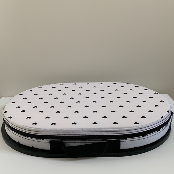 Target Bags Computer Lap Table Whiteblack Hearts Poshmark